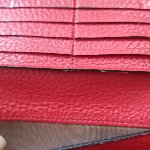 Fendi purse..FIRM - Picture 9 of 10